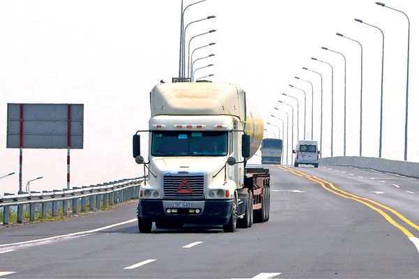 Dự án cao tốc Bắc - Năm sẽ được chia làm 3 giai đoạn đầu tư với tổng vốn lên tới trên 310 nghìn tỷ đồng.<br>