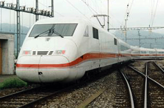 Đường sắt cao tốc: “Phải làm dài do phân bố dân cư”