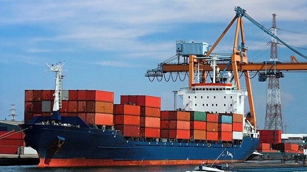 Thương nhân, doanh nghiệp bị áp dụng chế độ luồng đỏ sẽ phải nộp chứng từ chứng minh xuất xứ hàng hóa đối với tất cả các lô hàng - Ảnh minh họa