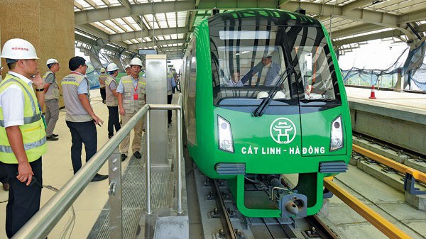 Đường sắt đô thị Cát Linh - Hà Đông.