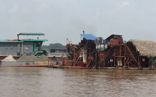 Nhu cầu sử dụng cát để san lấp và xây dựng hiện nay rất lớn.