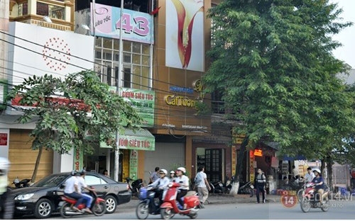 Vụ làm chết người và ném xác phi tang của ông chủ thẩm mỹ viện Cát Tường đang khiến dư luận bức xúc.<br>