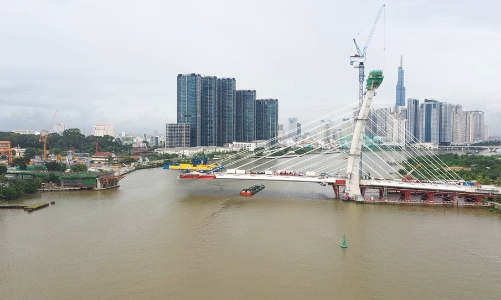 4 dự án cầu, đường ở Tp. HCM dừng và thi công cầm chừng vì mặt bằng