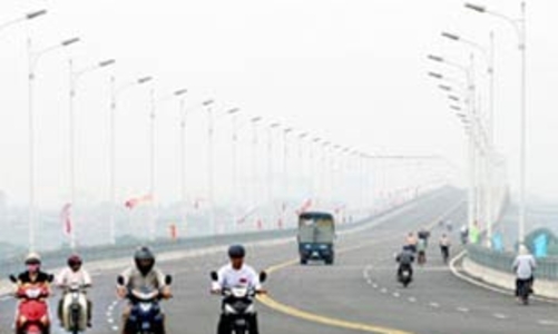 Cầu Vĩnh Tuy chính thức thông xe