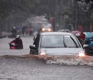 Với trận mưa lớn như vừa qua, dự án thoát nước Hà Nội giai đoạn 2 vẫn "bó tay".