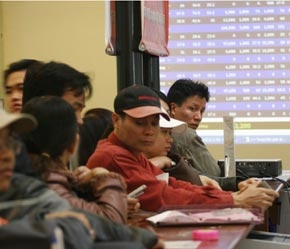 "Sẽ là sai lầm lớn nếu cho rằng các chuyên gia chứng khoán Merrill Lynch cố tình tác động đến quyết định đầu tư cá nhân ở Việt Nam."