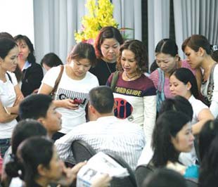 Những ngày gần đây, các nhà đầu tư đã quay lại sàn giao dịch chứng khoán đông hơn do thị trường tăng liên tục. Liệu tình hình này sẽ kéo dài được bao lâu?