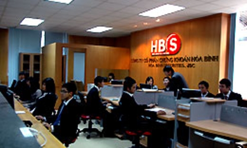 Nhiều bất ngờ thị phần môi giới trên HNX