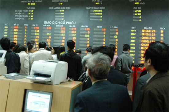 Từ 3.000 tài khoản năm 2000, đến nay thị trường đã có 926.000 tài khoản của nhà đầu tư.