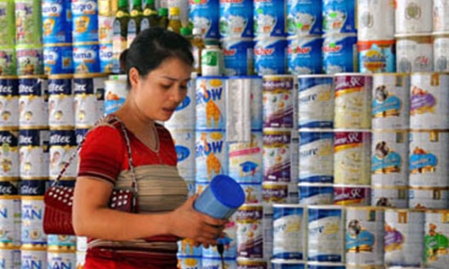 Sữa tăng giá: “Thủ phạm” nằm ở khâu phân phối?