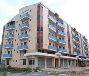 Sự hấp dẫn đầu tư vào nhà giá thấp hiện nay không phải vì lợi nhuận cao nhất mà vì doanh nghiệp thấy dễ thở và ít rủi ro hơn?