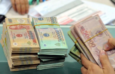 Ủy ban Tài chính ngân sách cho rằng, do việc thu chi chưa chặt chẽ, gánh nặng ngân sách nhà nước đang ngày một tăng.