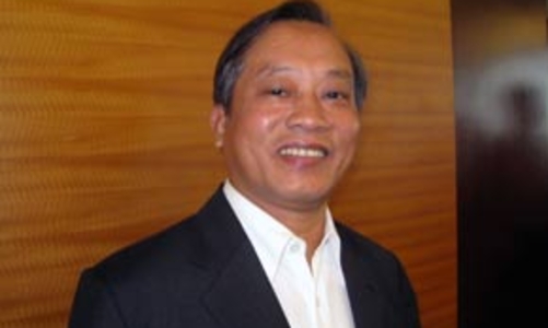 Đầu tư 13 dự án điện: EVN xin thôi, Petro Vietnam xin nhận