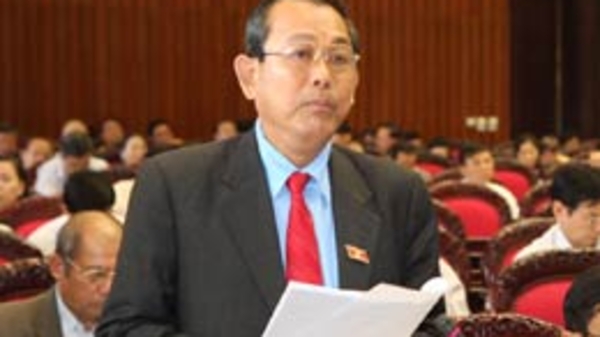 Tại sao Chánh án không trả lời?