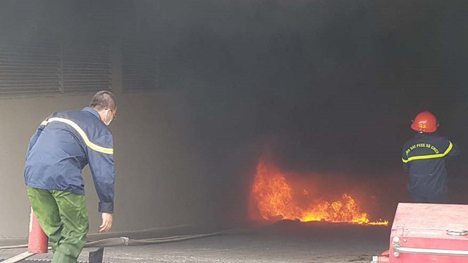 Vụ cháy tại Carina Plaza đã khiến 14 người thiệt mạng, 91 người bị thương. 