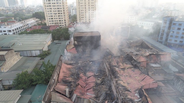 Sở Tài nguyên và Môi trường Hà Nội tiếp tục đánh giá mức độ ô nhiễm sau vụ cháy nhà máy Rạng Đông. Ảnh minh họa - Internet. 