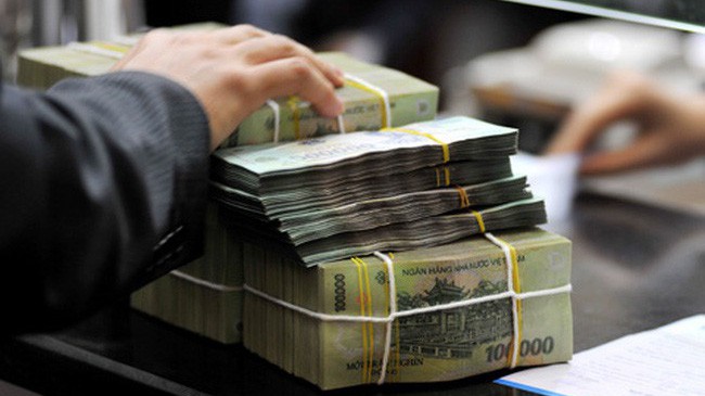 Thu từ dầu thô trong hơn 10 tháng đã vượt dự toán năm, ước đạt 48,5 nghìn tỷ đồng.