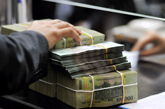 Vượt thu ngân sách 2010: Tăng trả nợ, giảm bội chi