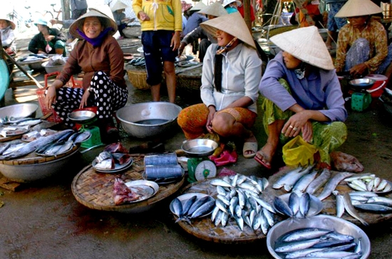 Sức tiêu dùng trong “tháng cô hồn” dường như là lực cản với đà giảm tốc CPI tháng này.