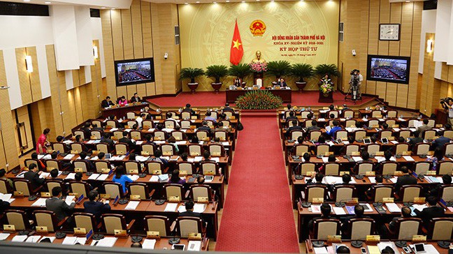 Thí điểm hợp nhất văn phòng đoàn đại biểu Quốc hội, văn phòng Hội đồng nhân dân và văn phòng UBND cấp tỉnh thành một văn phòng tham mưu, giúp việc chung ở những nơi có đủ điều kiện.