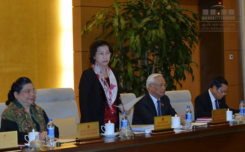 Chủ tịch Quốc hội Nguyễn Thị Kim Ngân phát biểu khai mạc phiên họp.