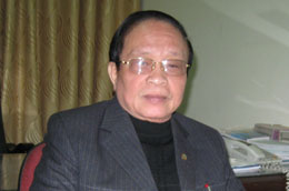 "Trong năm 2010, TKV chỉ nên tăng giá than bán cho ngành điện khoảng 10% sau đó tiếp tục điều chỉnh cho đến khi tiệm cận với giá thị trường".