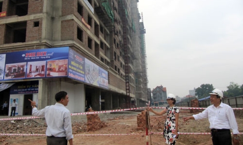 Chung cư hoàn tất xây thô rậm rịch đắt hàng