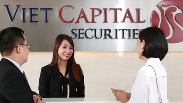 Chốt phiên 16/1, thị giá VCI còn 39.700 đồng/cổ phiếu.