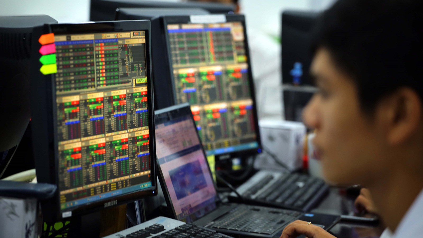 HPG và MSN được nhà đầu tư nước ngoài mua mạnh nhất trong phiên 9/11.