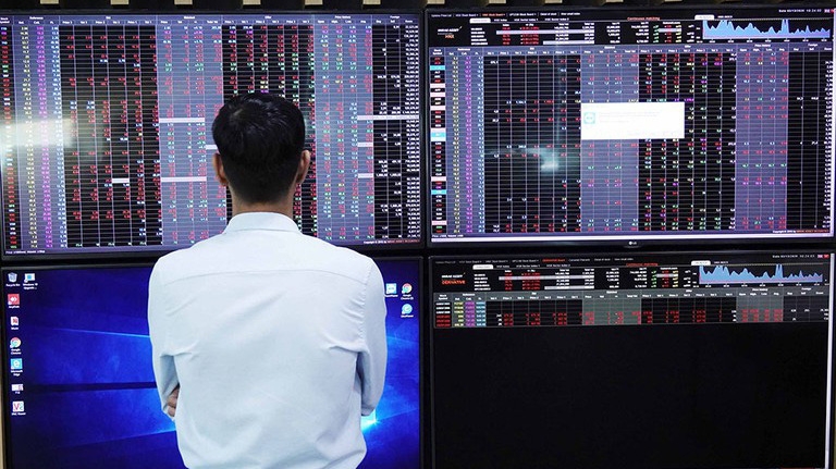 Tỷ lệ nắm giữ tiền mặt của các quỹ đầu tư đang ở mức thấp kỷ lục, thấp hơn cả thời điểm trước khi dịch bệnh bùng nổ