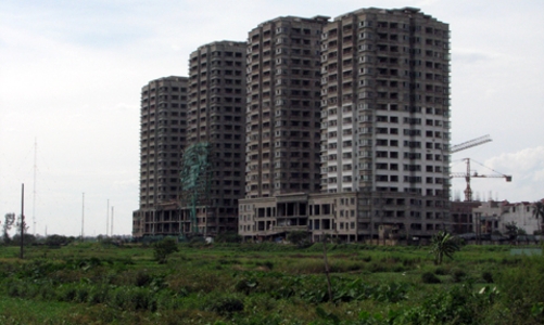 Doanh nghiệp bất động sản sẽ ra sao nếu vẫn neo giá?