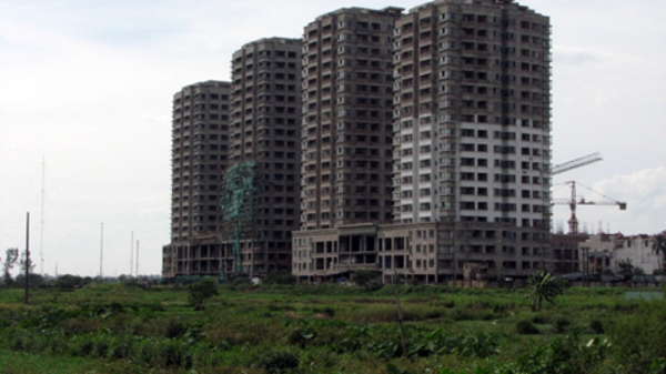 Doanh nghiệp bất động sản sẽ ra sao nếu vẫn neo giá?