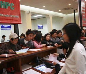 PVI từng lập kỷ lục về lượng nhà đầu tư tham gia đấu giá tại sàn Hà Nội - Ảnh: Việt Tuấn.