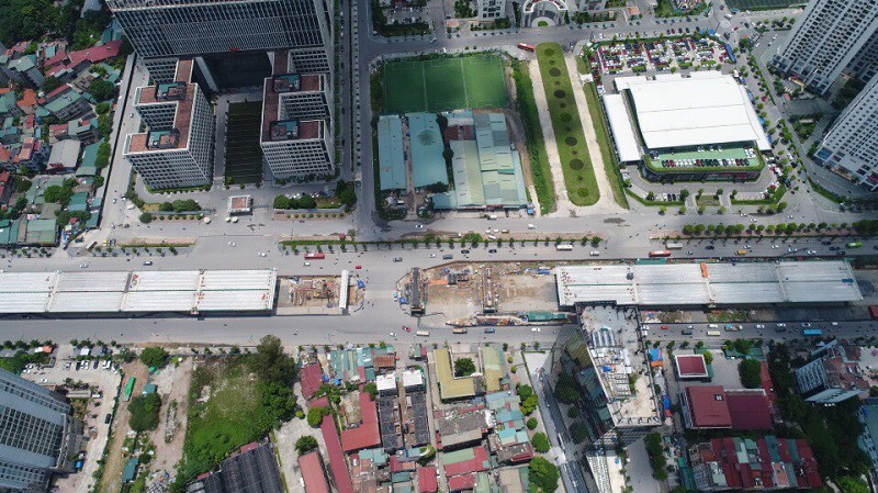 Gói thầu số 1 dự án xây dựng cầu cạn Mai Dịch - Nam Thăng Long do Cienco 4 thi công dù có tiền nhưng vẫn chậm tiến độ, mới đây đã bị Bộ Giao thông Vận tải lên tiếng yêu cầu đẩy nhanh tiến độ. 