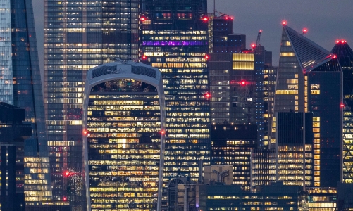 IMF: Gần 40% FDI trên thế giới là vốn 