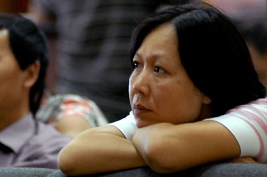 Sự nhích nhẹ trước mốc kháng cự ngắn hạn 516 điểm có thể tạo cảm giác sốt ruột ở nhiều nhà đầu tư, nhưng đây là phiên có thể hài lòng khi thị trường tiếp tục có cải thiện về thanh khoản và giá nhiều mã có kết quả tốt vào cuối ngày.