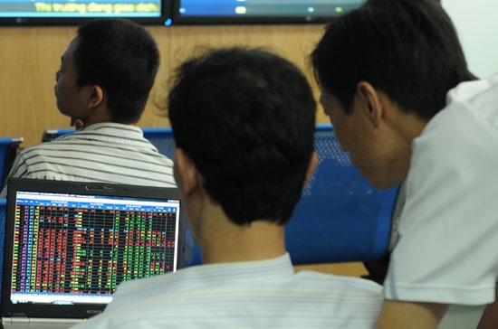 Sự nhiệt tình của bên mua vẫn cần phải chờ một cú hích nào đó - Ảnh: Quang Liên.