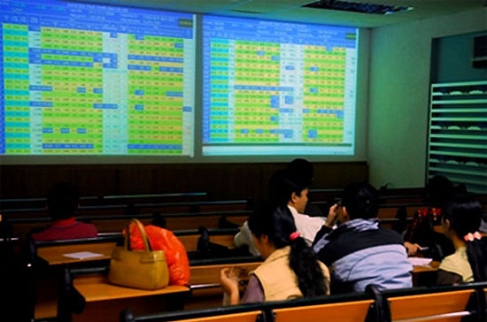 Câu hỏi lớn lúc này vẫn là sức cầu đã biến đi đâu khi đáng lẽ cơ hội tăng giá phải mở rộng sau khi các thông tin hỗ trợ được đưa ra.