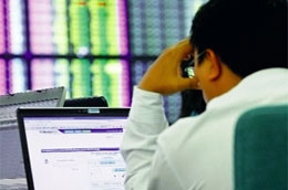 Không thể nói dòng tiền cạn kiệt vì luận điểm này đã từng bị bác bỏ chỉ vài tuần trước. Điều quan trọng lúc này là thị trường cần một lý do để dòng tiền đủ tự tin tham gia.