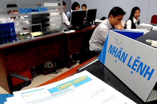 Có một chuyển động mới đã bắt đầu xuất hiện: cuối tuần qua đến đầu tuần này, một loạt tổ chức, cá nhân liên quan đến lãnh đạo doanh nghiệp đã đăng ký mua vào thay vì chủ yếu chỉ đăng ký bán ra áp đảo suốt những tháng qua.