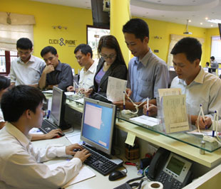Nhiều công ty chứng khoán mới đang chiếm lĩnh dần thị phần môi giới.