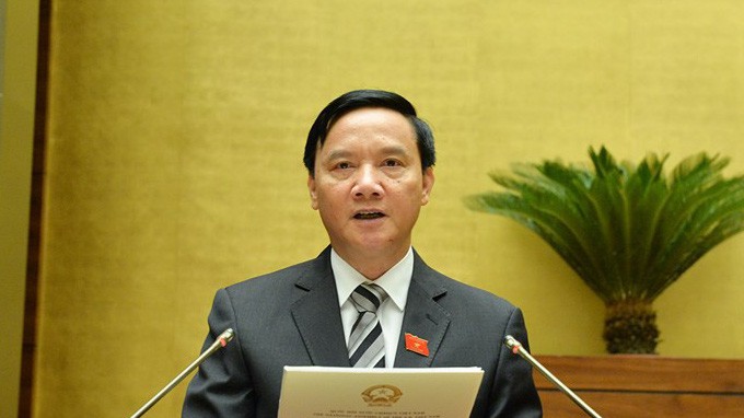 Chủ nhiệm Uỷ ban Pháp luật Nguyễn Khắc Định trình bày báo cáo tiếp thu, giải trình Luật Tố cáo (sửa đổi) 