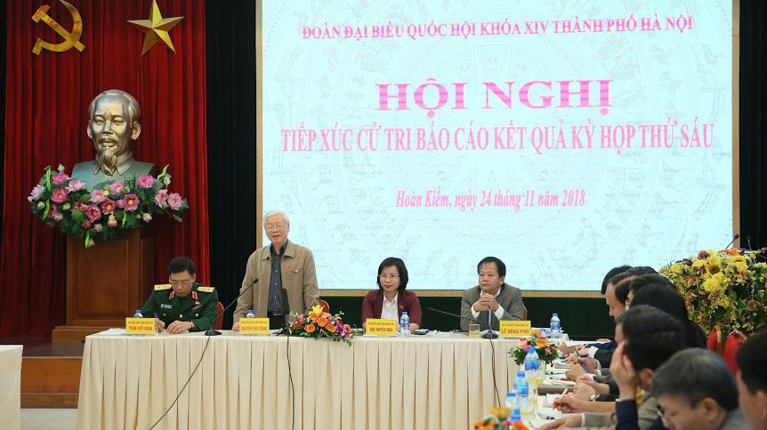 Tổng bí thư Nguyễn Phú Trọng tiếp xúc cử tri Hà Nội - Ảnh: NT