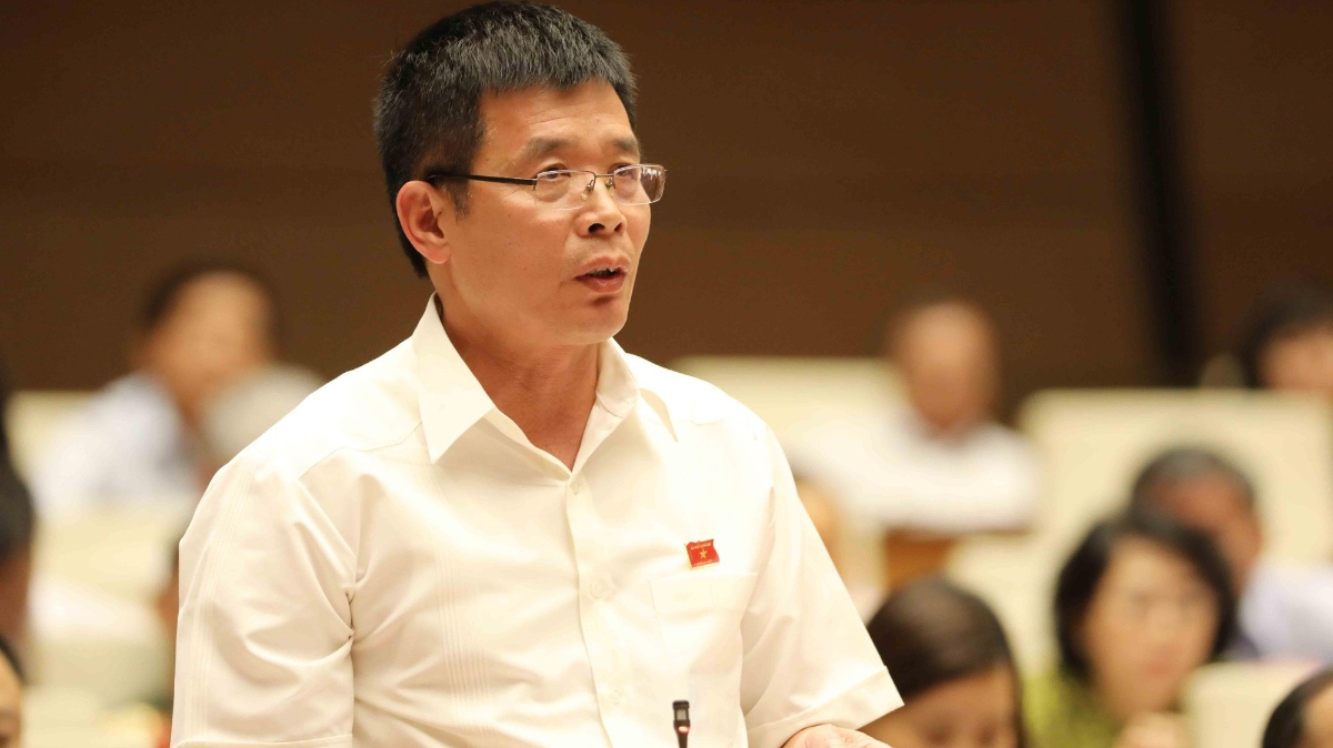 Đại biểu Phan Văn Tường (Thái Nguyên) phát biểu tại phiên thảo luận.