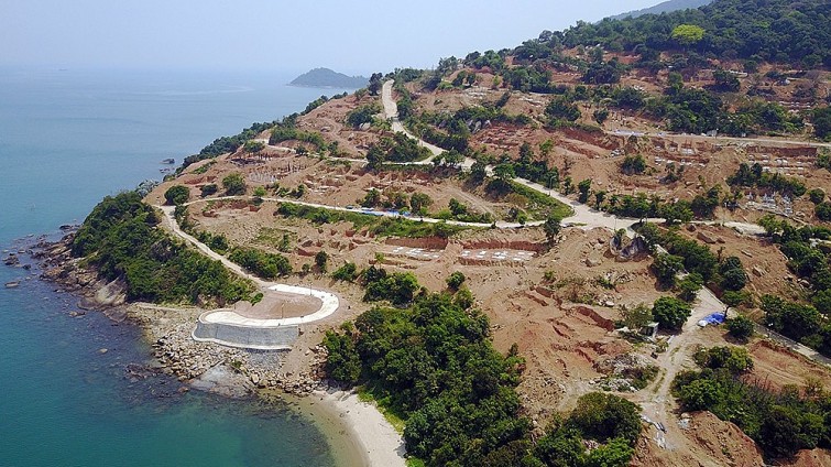 Bán đảo Sơn Trà đã bị "băm nát" vì Đà Nẵng giao đất cho các dự án trái quy định.
