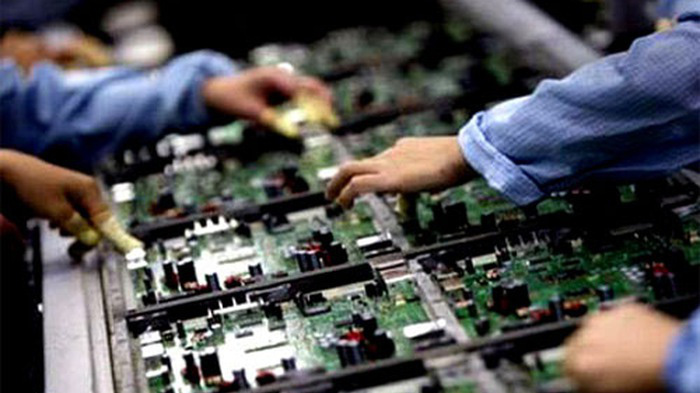 Thủ tướng Nguyễn Xuân Phúc vừa ký chỉ thị số 01/CT-TTg về thúc đẩy phát triển doanh nghiệp công nghệ số Việt Nam