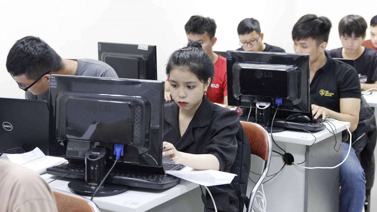 Lĩnh vực công nghệ thông tin đang bị mất cân bằng giới. Ảnh minh họa. 