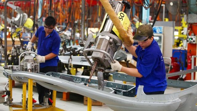 Chỉ duy nhất ngành khai khoáng giảm 2%, do khai thác dầu thô giảm 11,7% đã làm giảm 0,3 điểm phần trăm mức tăng chung.
