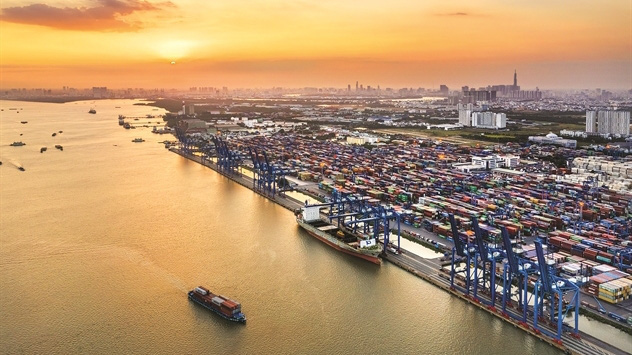 Các ngành công nghiệp giảm tốc, Việt Nam cần động lực tăng trưởng mới