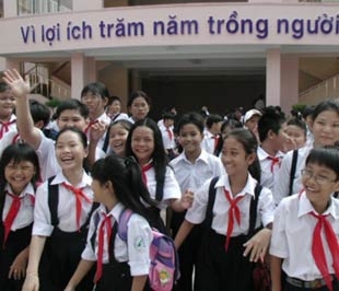 Tp.HCM đã có một số trường bán công chuyển thành trường công lập tự chủ tài chính - Ảnh: N.Hữu.